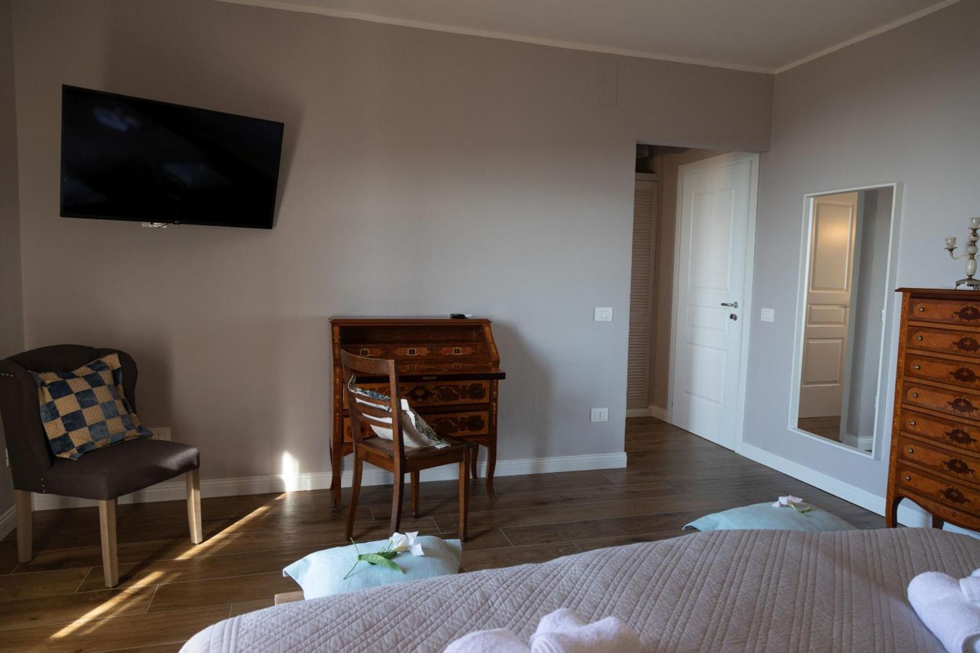 La Pastorella Boutique Hotel Maiera Room photo